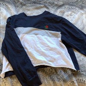 crop top. blue white and grey